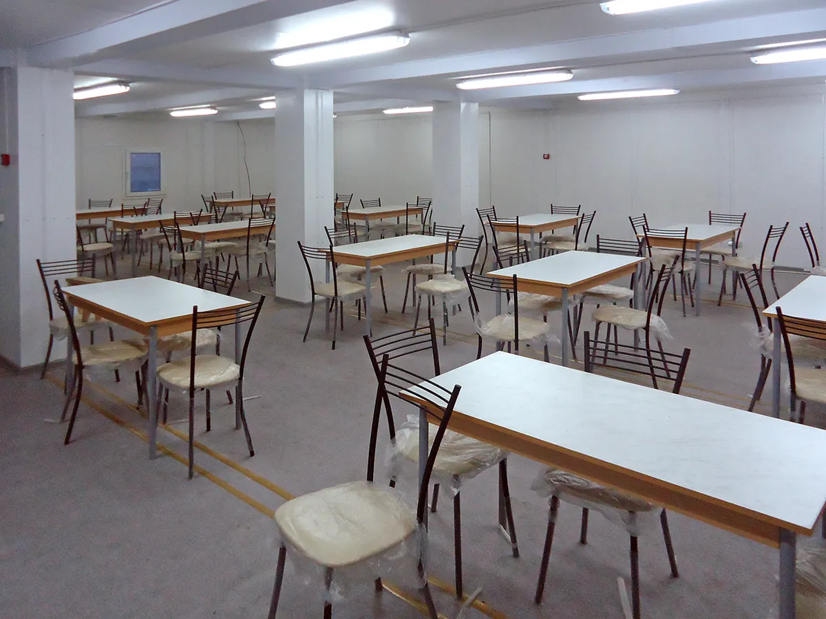 Столовая модульного городка с обеденным залом